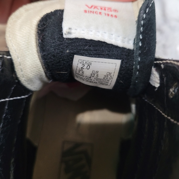 4/$25 Vans Kids Shoes used Great condition - Picture 2 of 10